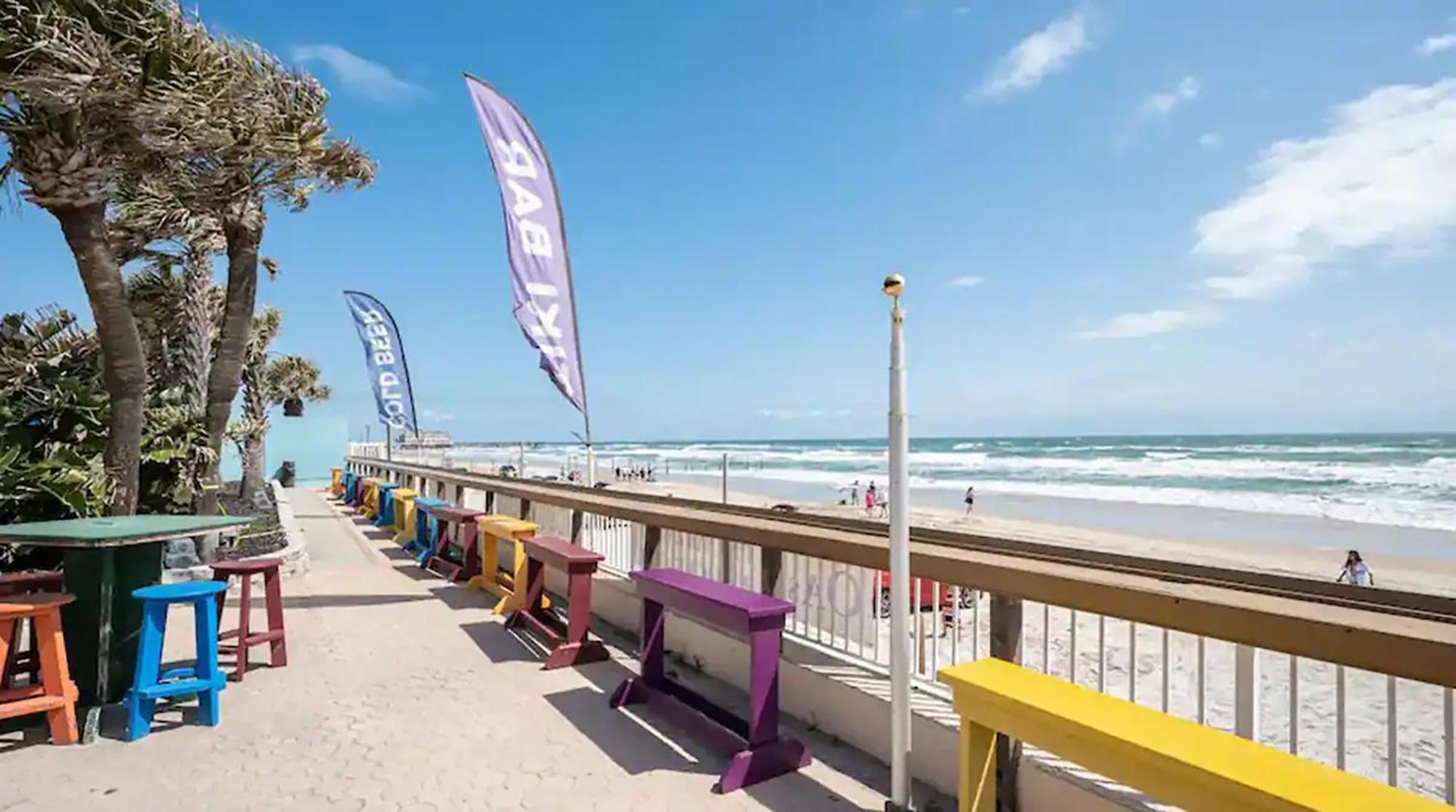 Aparthotel Open For 2025 Speedweeks Daytona 500 - Beachfront Studio - Private Balcony With Ocean View - Pool - Hot Tub - Tiki Bar - Sauna Daytona Beach Zewnętrze zdjęcie